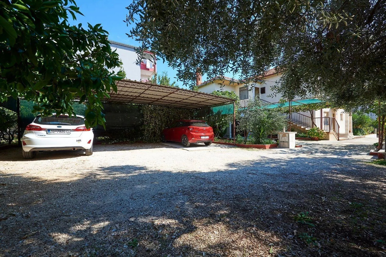 Apartment And Rooms Ivo Trogir Croatia